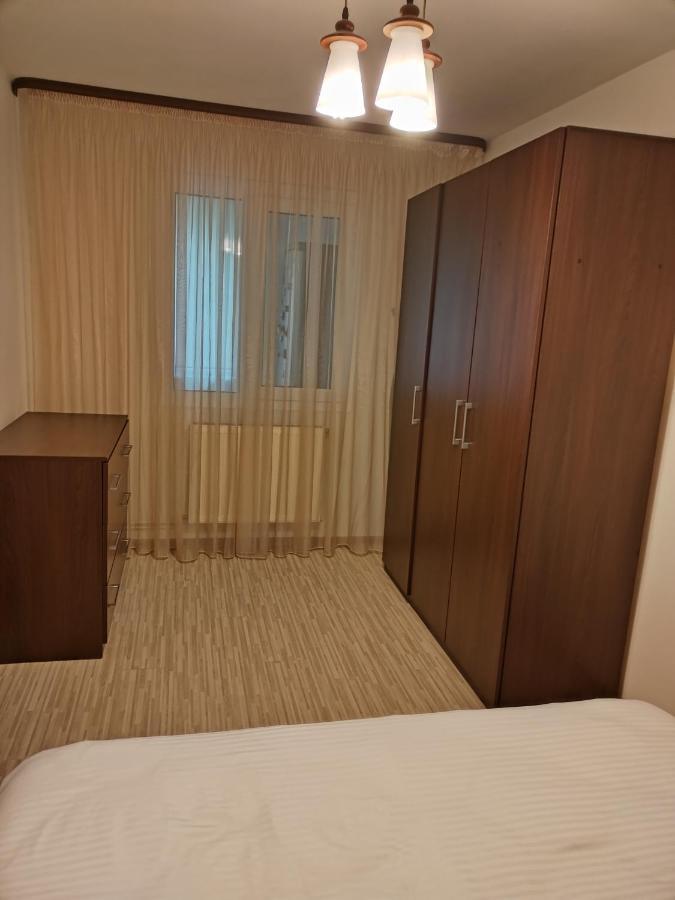 Chic Apartment Piteşti Exteriér fotografie