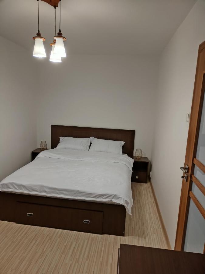 Chic Apartment Piteşti Exteriér fotografie